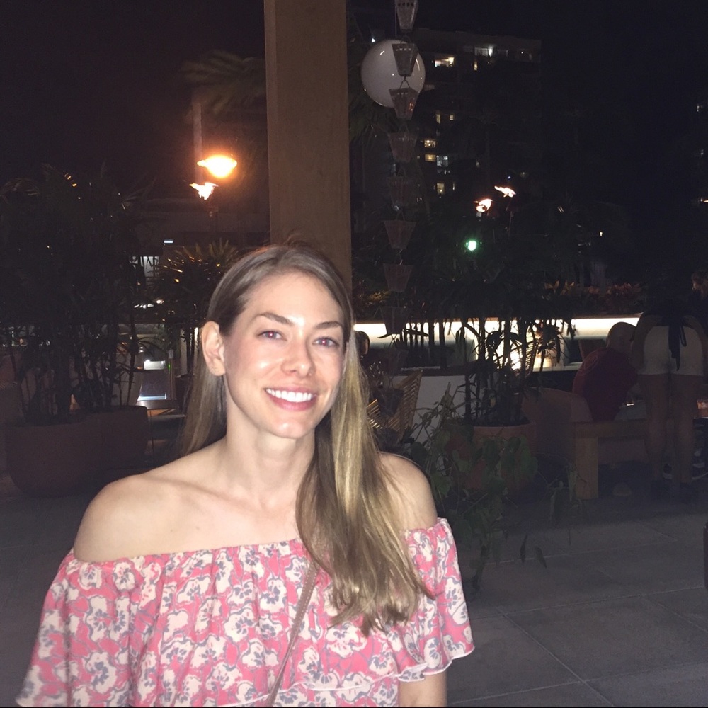 Meet your Posher, Stephanie